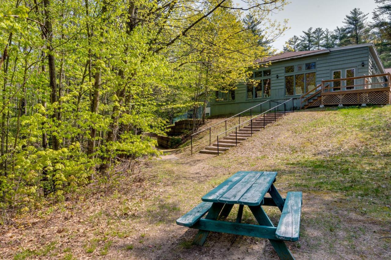 Bartlett Townhome With Balcony 1 Mi To Ski Resort! المظهر الخارجي الصورة